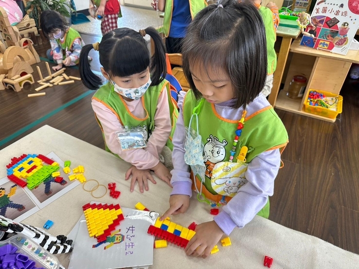 組合建構--子彈積木-創意建構圖片